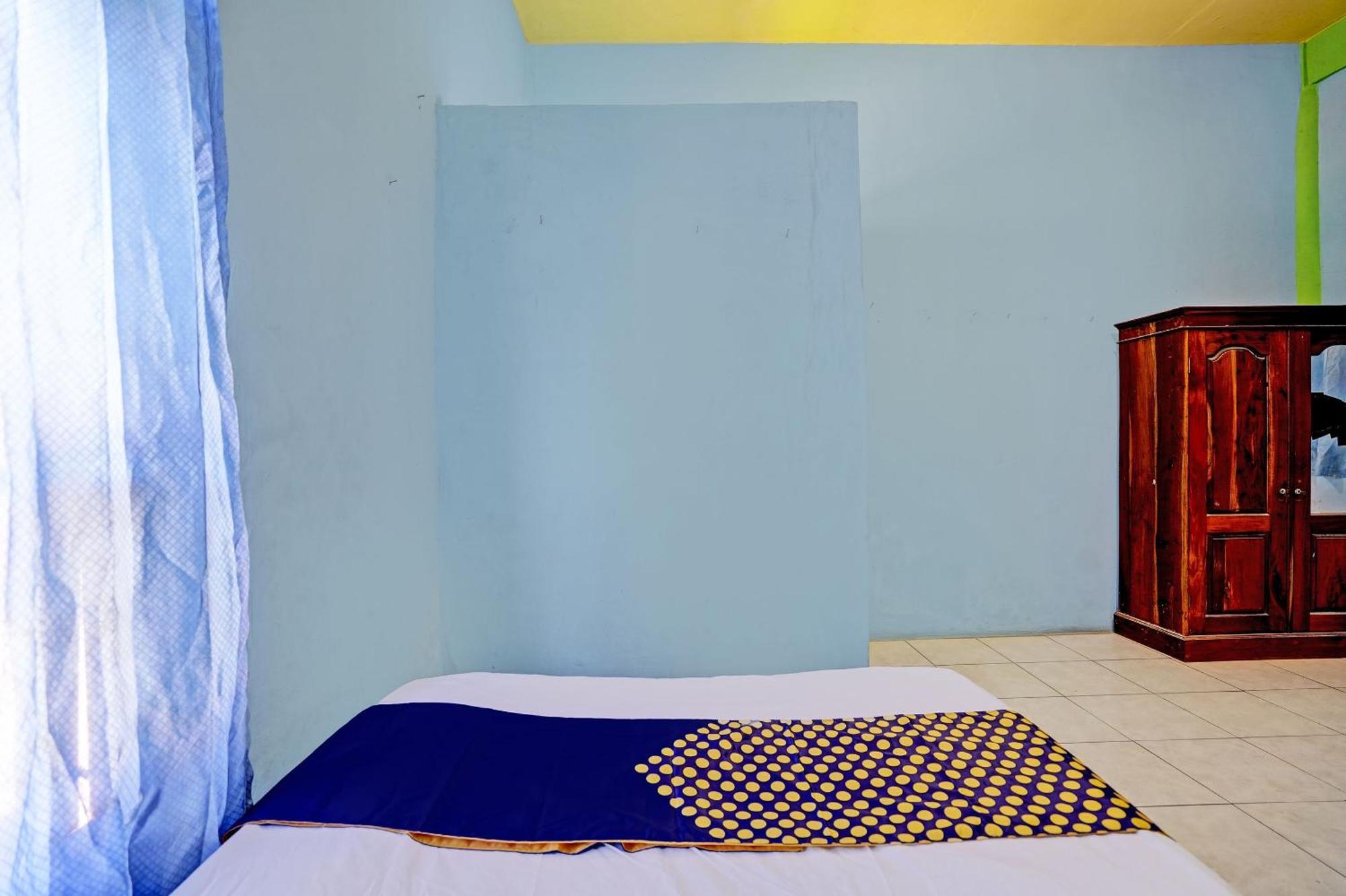 Oyo Life 93037 Nova Jaya Homestay Syariah Lamongan Exteriér fotografie